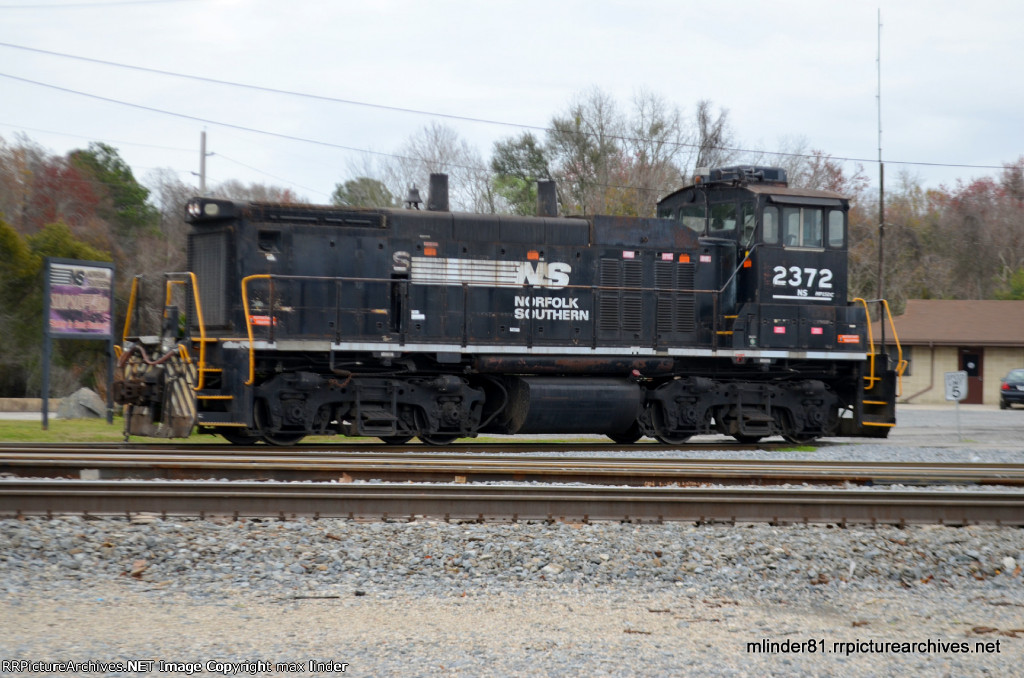 NS 2372